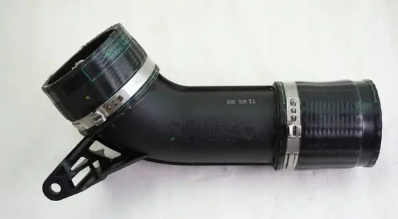 BMW 5 F10 F11 Air intake hose/pipe 7843222