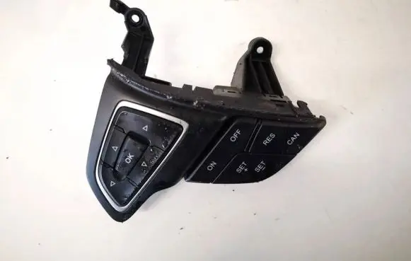 Ford Focus Steering wheel buttons/switches f1et9e740bb f1et-9e740-bb