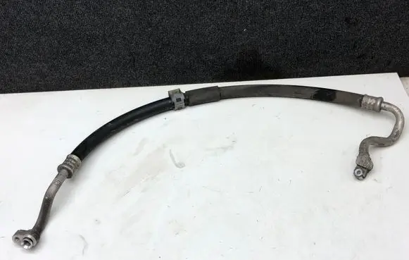 Air conditioning (A/C) pipe/hose