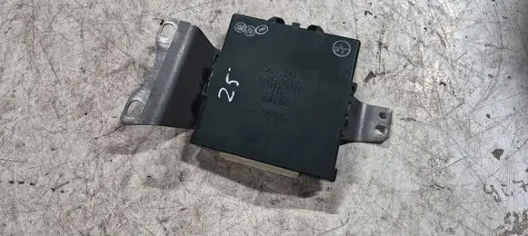 Lexus IS 220D-250-350 Power management control unit 8967053030 1012380101