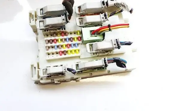Ford Grand C-MAX Fuse box set AV6N14A073FE