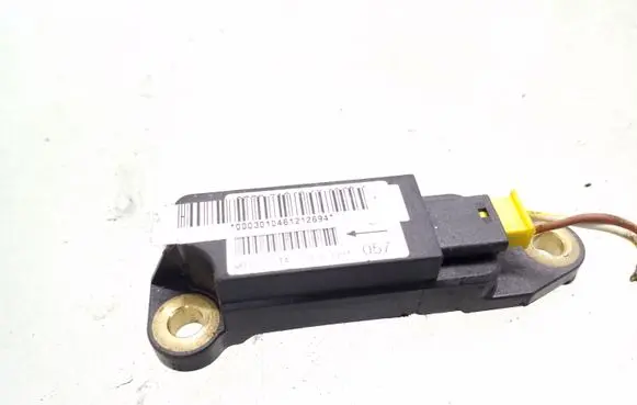 Mercedes-Benz C W203 Airbag deployment crash/impact sensor 0018204426