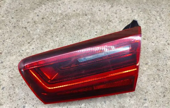 Audi A6 C7 Tailgate rear/tail lights 4G9945568B 90052425