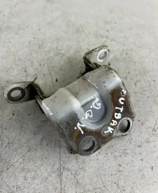 Subaru Outback Rear door upper hinge