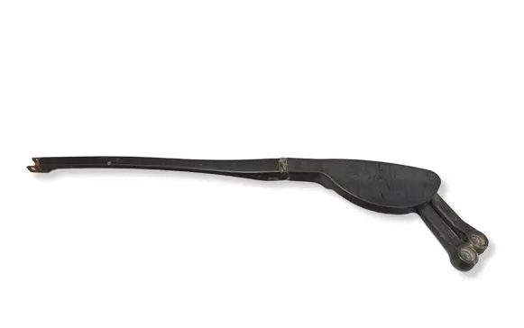 BMW 5 E39 Front wiper blade arm 61618209880