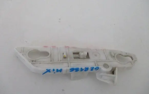 Peugeot 308 Front bumper mounting bracket AA36136493