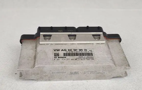 Skoda Fabia Mk3 (NJ) Engine control unit/module 04E907309CB 0261S14671