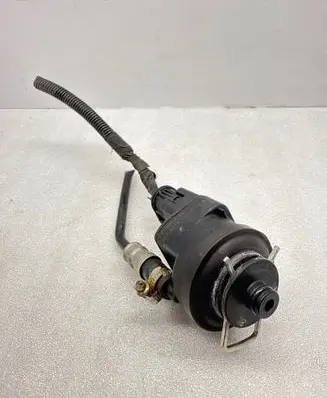 BMW 5 E60 E61 Fuel filter heater 7806684 1106081849