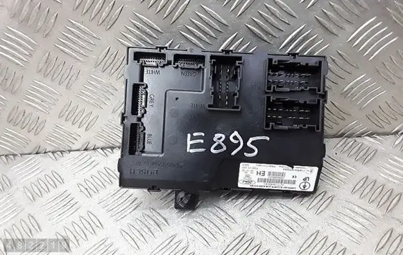 Ford Fiesta Engine control unit/module AV1T15K600EH