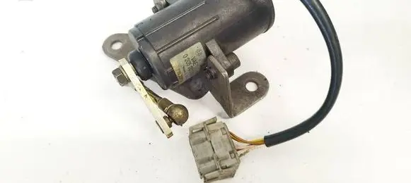 BMW 3 E46 Vacuum air tank 1318212