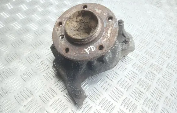 BMW 1 E82 E88 Front wheel hub spindle knuckle