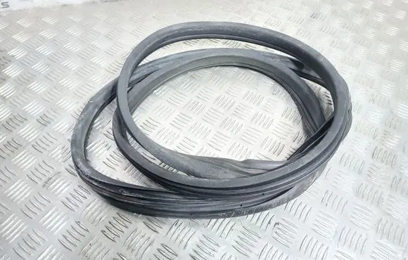 Mercedes-Benz A W168 Front door rubber seal