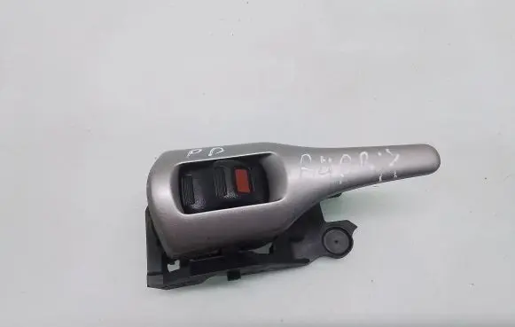 Toyota Auris 150 Front door interior handle 62318A2