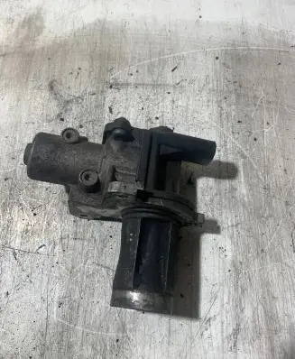 Audi A4 S4 B7 8E 8H EGR valve 038131501AD