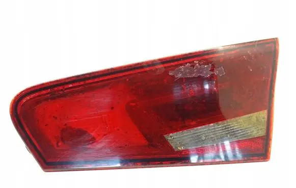 Audi A3 S3 8V Tailgate rear/tail lights 8V3945094