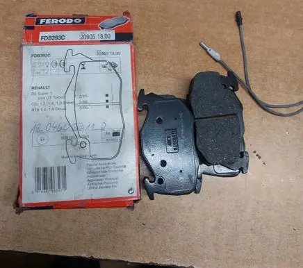 Renault Clio I Brake pads (rear) FDB393C