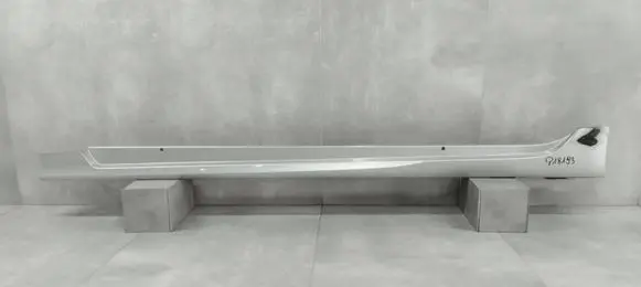 Toyota Prius (XW50) Sill 7586047080