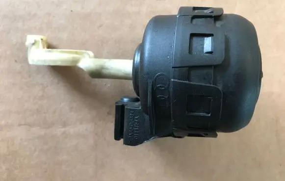 Audi Q5 SQ5 Turbo solenoid valve 059121737AJSnTAuto