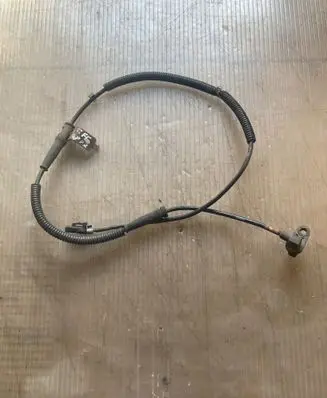 Hyundai Santa Fe ABS brake wheel speed sensor 956712B000