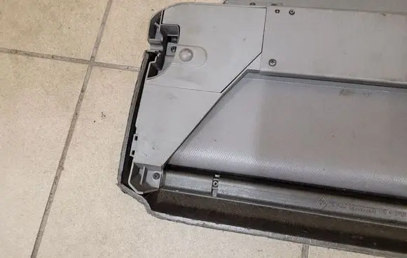 Renault Laguna II Parcel shelf load cover 8200000239