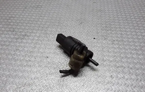 Audi A4 S4 B6 8E 8H Windscreen/windshield washer pump