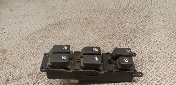 KIA Carens II Electric window control switch 