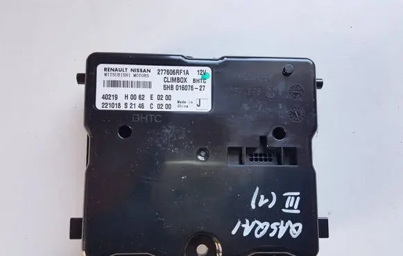 Nissan Qashqai J12 Climate control unit 277606RF1A