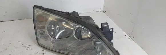 Ford Mondeo Mk III Headlight/headlamp 1305235545