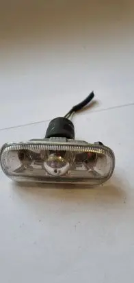 Audi A4 S4 B7 8E 8H Front fender indicator light 8E0949127