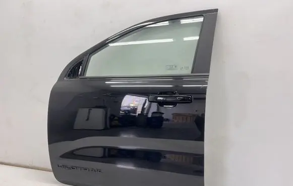 Ford Ranger IV Front door 