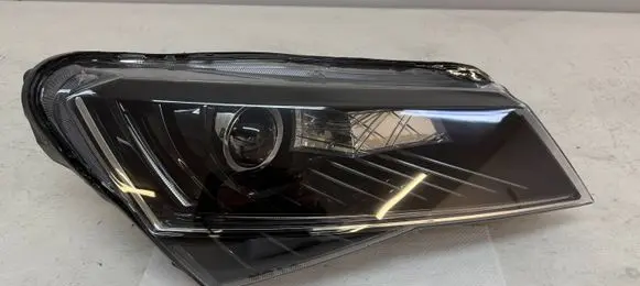 Skoda Superb B8 (3V) Headlight/headlamp 3V1941016A