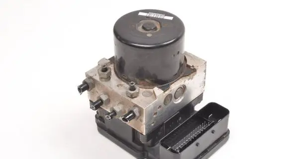 Volvo V40 ABS Pump 31317075