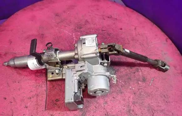 Mazda 2 Power steering pump A0012988