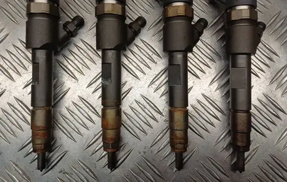 Suzuki Grand Vitara II Fuel injectors set 8200389369