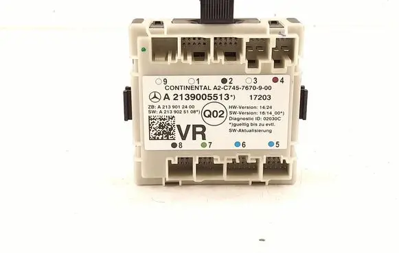 Mercedes-Benz E AMG W213 Door control unit/module 2139005513 2139001018