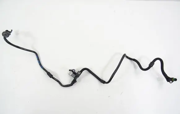 Volkswagen Golf VII Vacuum line/pipe/hose 04L129456E