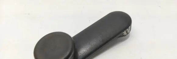 Opel Astra G Front door window winding handle 90247150