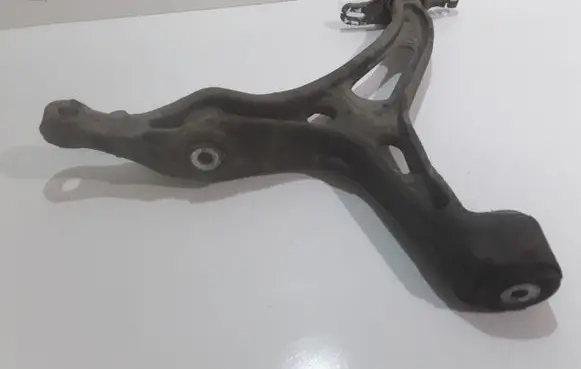 Mercedes-Benz ML W164 Front lower control arm/wishbone