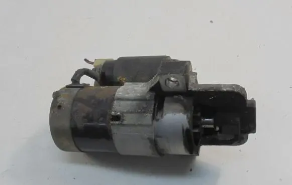 Mazda 6 Starter motor M000T90981