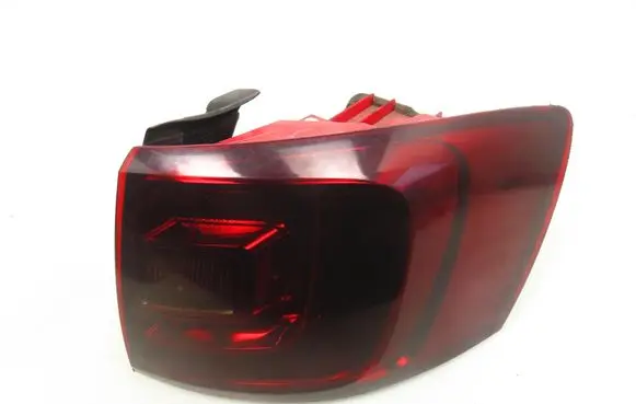 Volkswagen Jetta VI Rear/tail lights