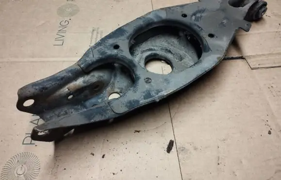 Chrysler Crossfire Rear control arm