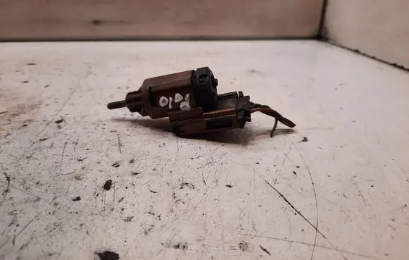 Volkswagen Polo Brake pedal sensor switch 3B0945511B 19322009 11634