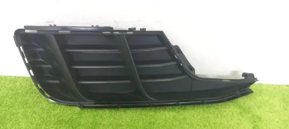 Audi TT TTS RS Mk3 8S Front bumper lower grill 8S0807152 8S0807682