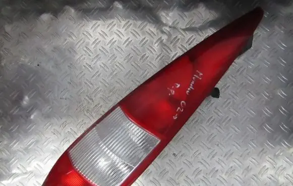 Ford Mondeo Mk III Rear/tail lights