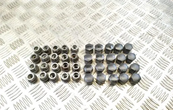 Opel Astra K Nuts/bolts 