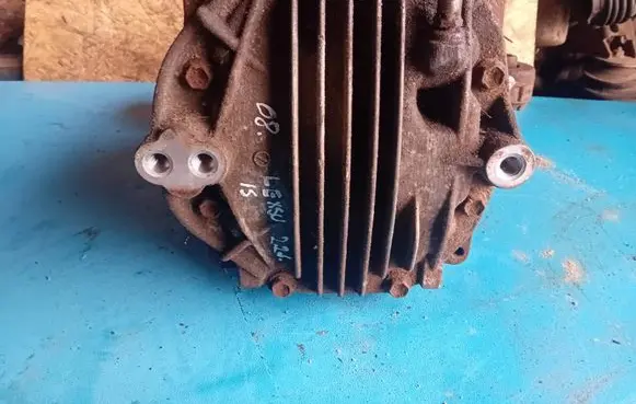Lexus IS 220D-250-350 Rear differential