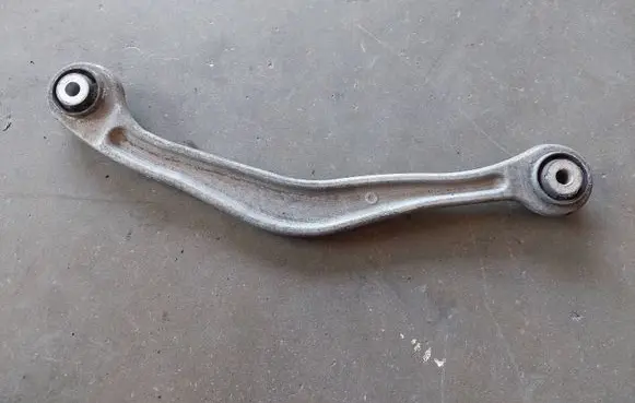 Mercedes-Benz S W221 Rear upper control arm/wishbone 2213520005