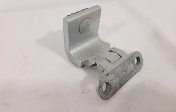 Volkswagen Golf VI Tailgate/trunk/boot hinge 1K9827301