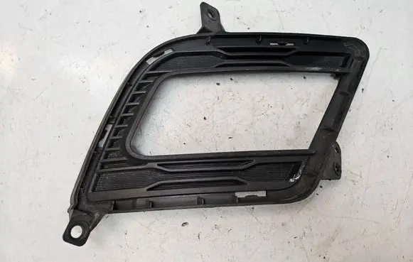 KIA Pro Cee'd I Front bumper lower grill 865641H500