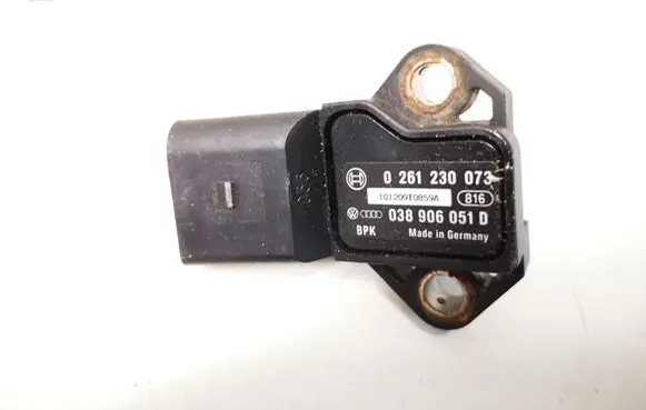 Skoda Octavia Mk2 (1Z) Turbo air boost pressure sensor 0261230073 038906051D
